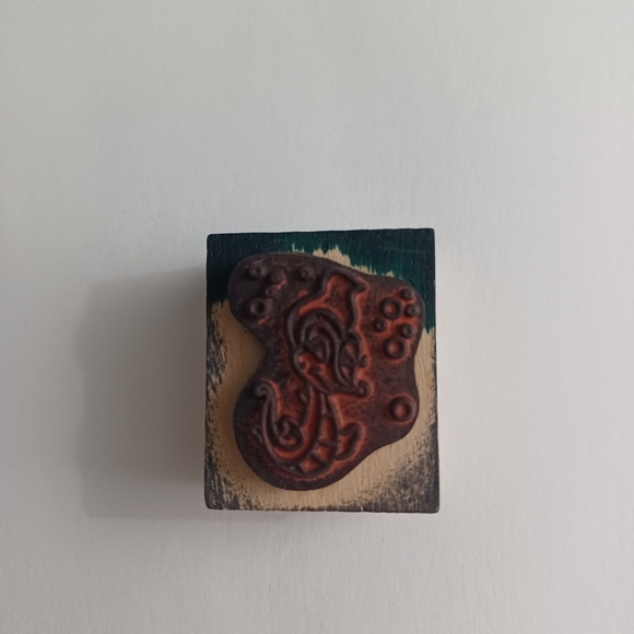 Seahorse Noteworthy Winnie LMWS77 Wood/Rubber Stamp -Mounted *INK STAIN - Picture 2 of 10